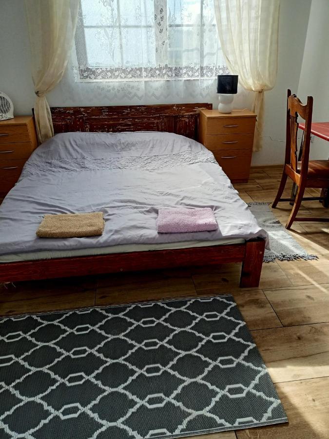 Agroturystyka "Pod Bluszczem" Krasnobrod Bagian luar foto